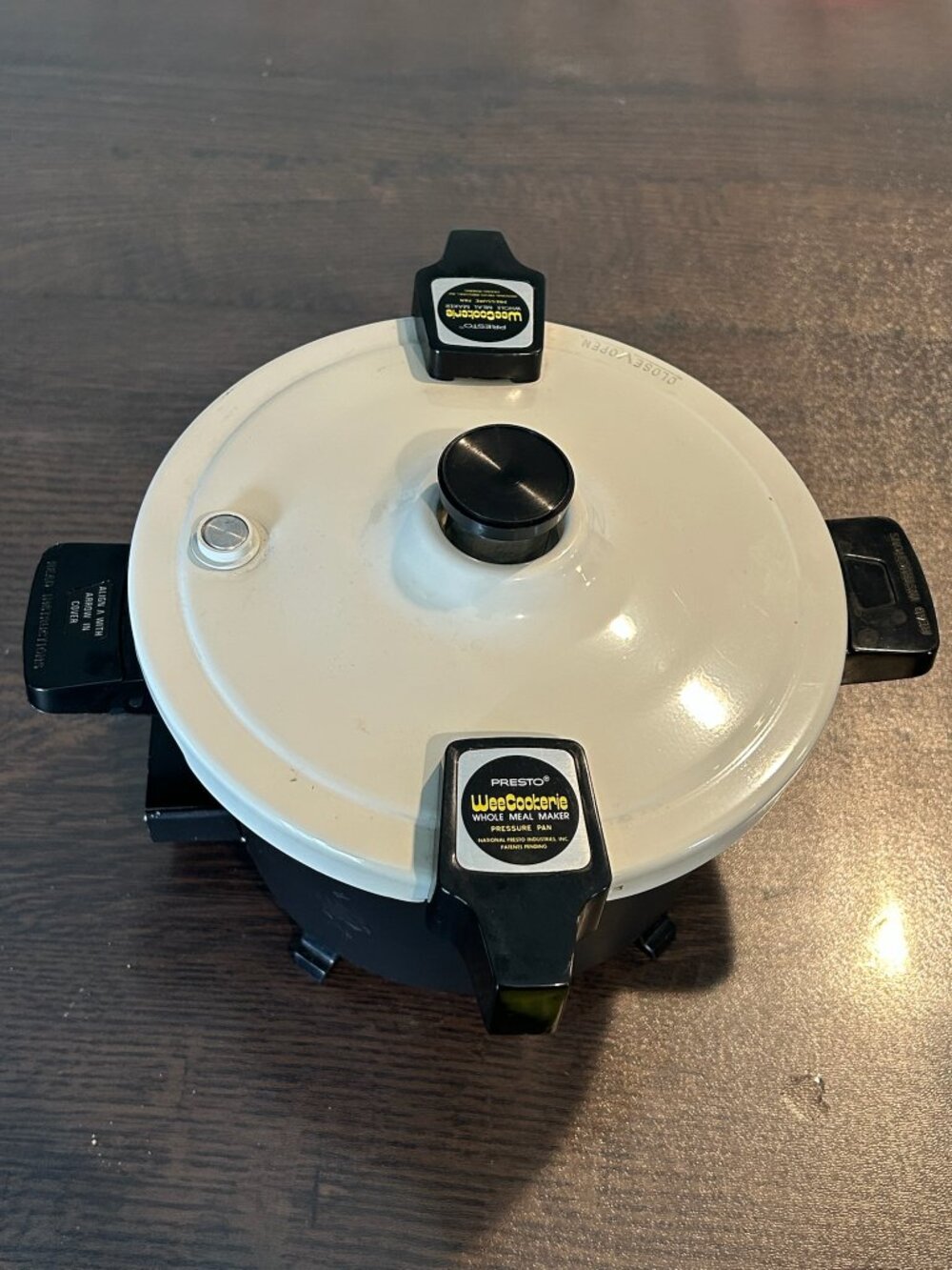 Presto All-Meal Electric Pressure Cooker 3 Qt Black Vintage With Cord